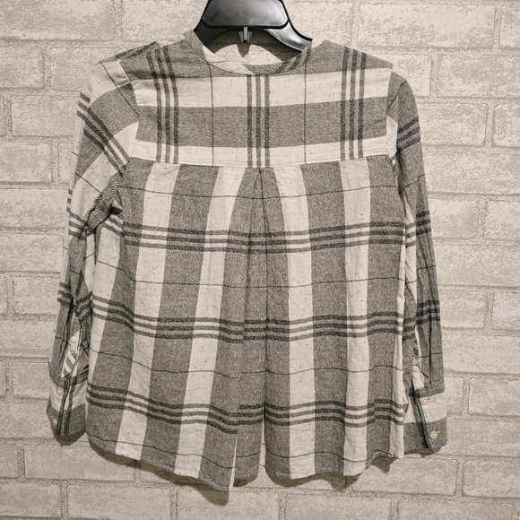 Madewell Plaid Button Down - Picture 4 of 8